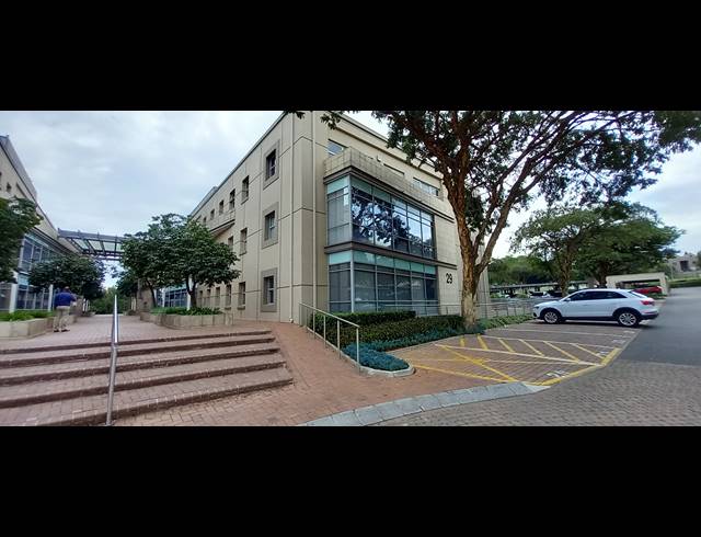 406M² OFFICE TO LET IN WOODMEAD